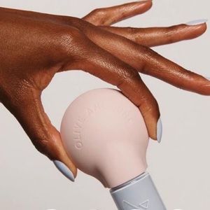 NIB The Poppy by Olive & June